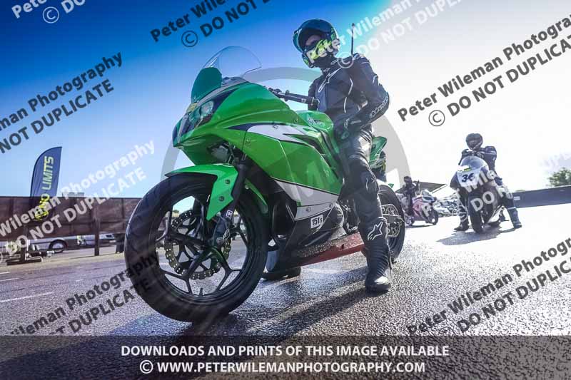 enduro digital images;event digital images;eventdigitalimages;lydden hill;lydden no limits trackday;lydden photographs;lydden trackday photographs;no limits trackdays;peter wileman photography;racing digital images;trackday digital images;trackday photos